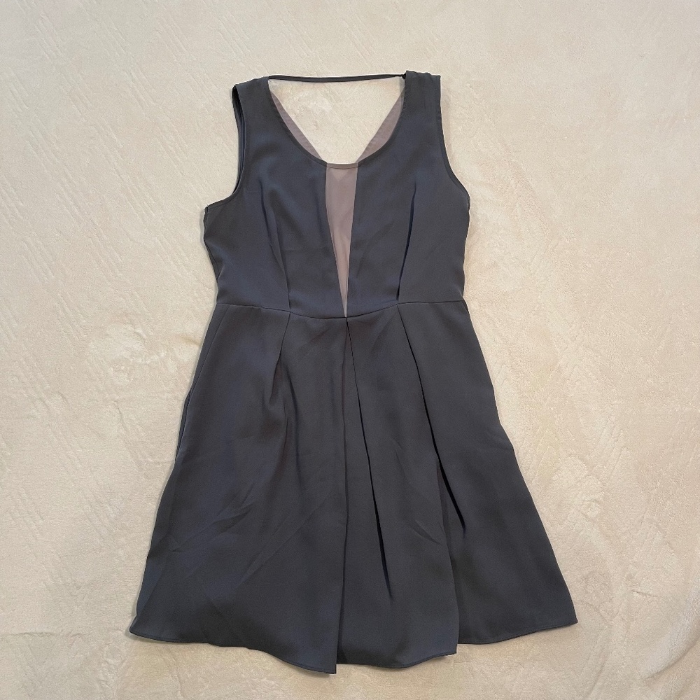 NWT - Grey Dress Size: M